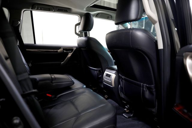 2011 Lexus GX 460 | Burbank, California | MDK International 2011 Lexus GX 460 | Burbank, California | MDK International