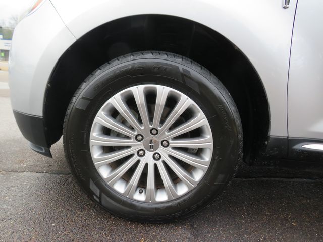 2011 Lincoln MKX Base