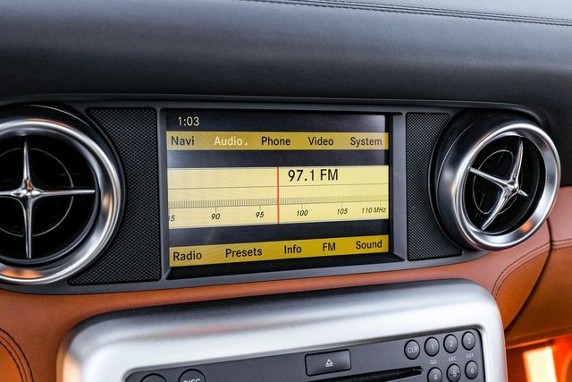 2011 Mercedes-Benz SLS AMG Base 2011 Mercedes-Benz SLS AMG Base