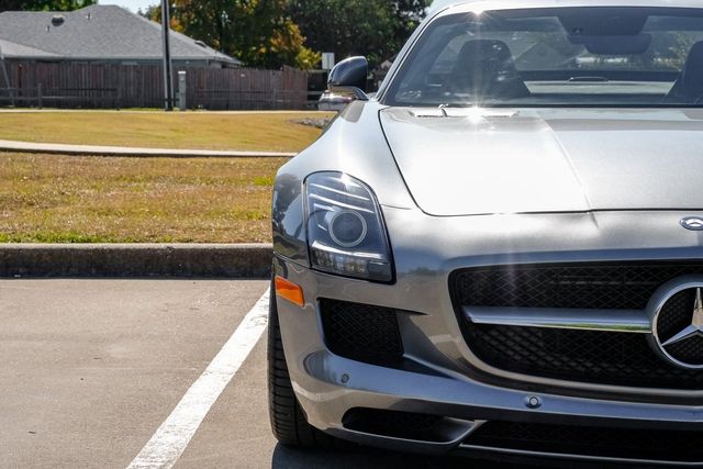 2011 Mercedes-Benz SLS AMG Base 2011 Mercedes-Benz SLS AMG Base