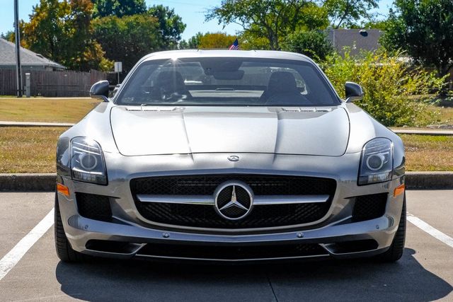 2011 Mercedes-Benz SLS AMG Base
