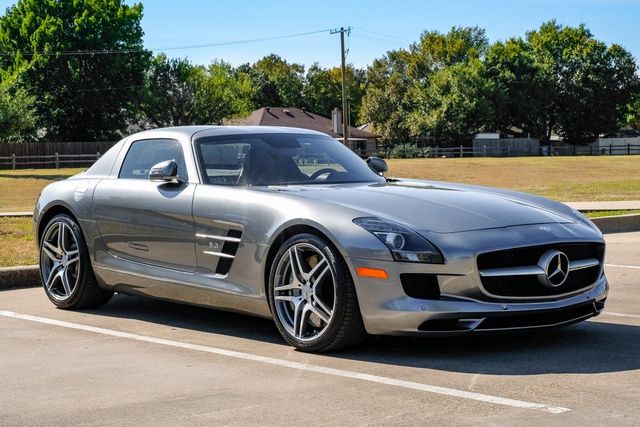 2011 Mercedes-Benz SLS AMG Base