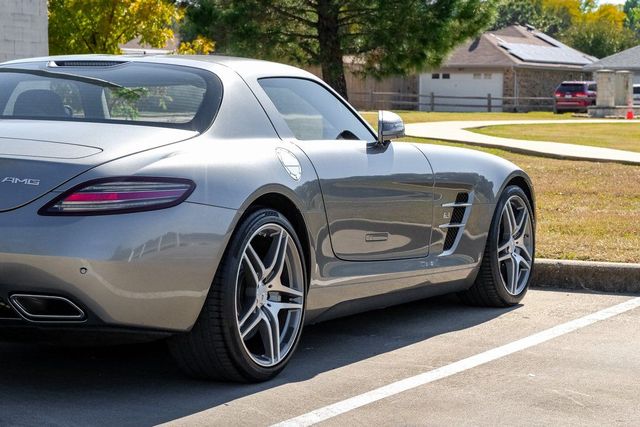 2011 Mercedes-Benz SLS AMG Base 2011 Mercedes-Benz SLS AMG Base