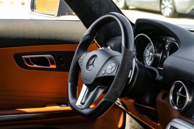 2011 Mercedes-Benz SLS AMG Base 2011 Mercedes-Benz SLS AMG Base