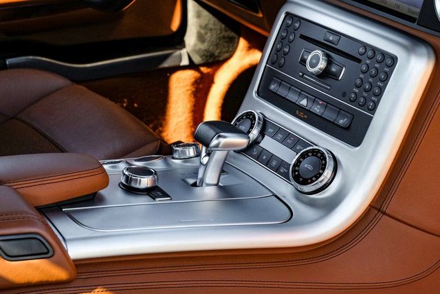 2011 Mercedes-Benz SLS AMG Base 2011 Mercedes-Benz SLS AMG Base