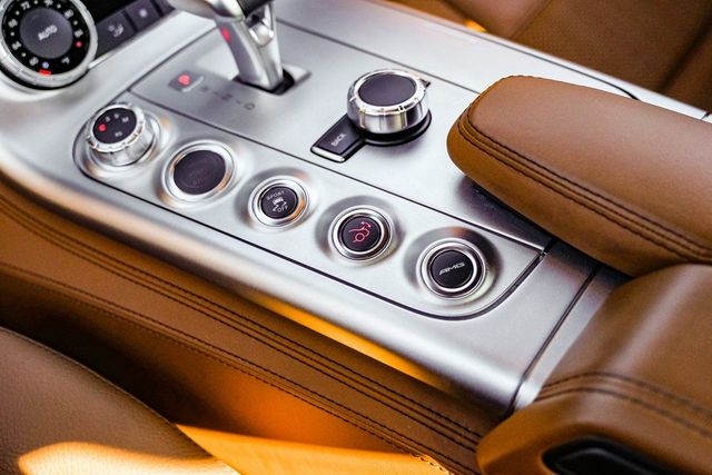 2011 Mercedes-Benz SLS AMG Base 2011 Mercedes-Benz SLS AMG Base