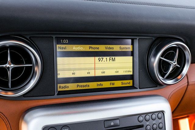 2011 Mercedes-Benz SLS AMG Base 2011 Mercedes-Benz SLS AMG Base