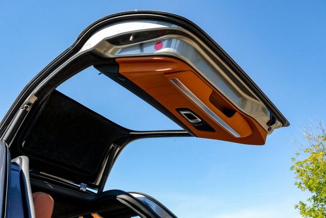 2011 Mercedes-Benz SLS AMG Base