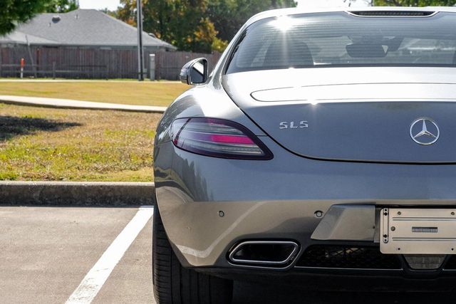 2011 Mercedes-Benz SLS AMG Base 2011 Mercedes-Benz SLS AMG Base