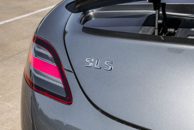 2011 Mercedes-Benz SLS AMG Base 2011 Mercedes-Benz SLS AMG Base