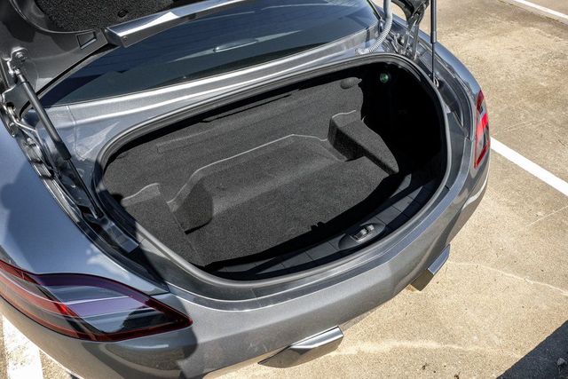 2011 Mercedes-Benz SLS AMG Base