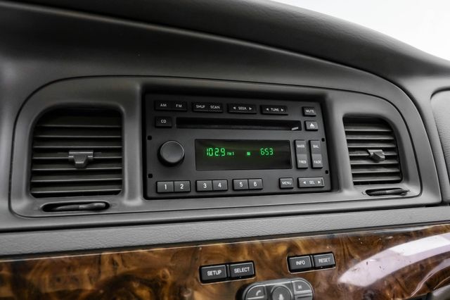 2011 Mercury Grand Marquis LS PerfectCarfax 35ServiceRecords | Dallas, TX | Stevens Motor Company LLC