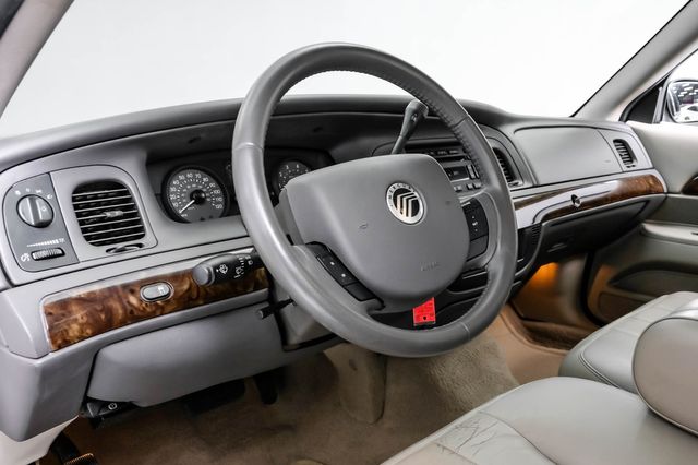 2011 Mercury Grand Marquis LS PerfectCarfax 35ServiceRecords | Dallas, TX | Stevens Motor Company LLC 2011 Mercury Grand Marquis LS PerfectCarfax 35ServiceRecords | Dallas, TX | Stevens Motor Company LLC