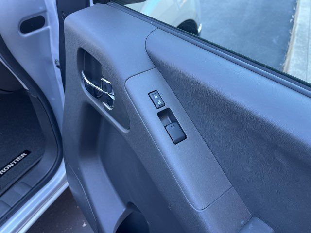 2011 Nissan Frontier SV EXT CAB 4DR 2WD Imports and More Inc