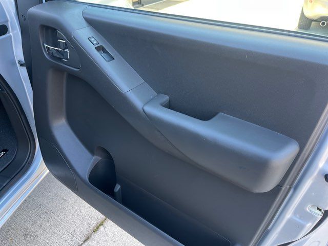 2011 Nissan Frontier SV EXT CAB 4DR 2WD Imports and More Inc 2011 Nissan Frontier SV EXT CAB 4DR 2WD Imports and More Inc