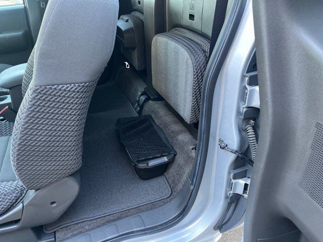 2011 Nissan Frontier SV EXT CAB 4DR 2WD Imports and More Inc