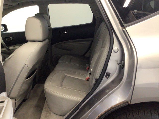 2011 Nissan Rogue SV