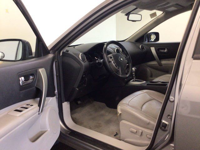 2011 Nissan Rogue SV