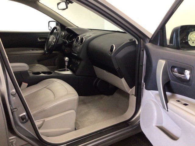 2011 Nissan Rogue SV