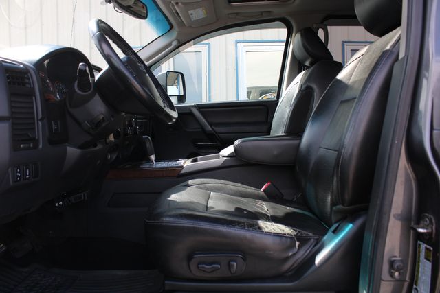 2011 Nissan Titan SL Crewcab 4x4