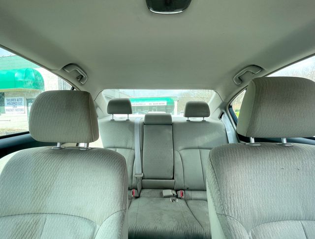 2011 Subaru Legacy 2.5i Premium | Swanton, OH | Mackey Motors 2011 Subaru Legacy 2.5i Premium | Swanton, OH | Mackey Motors