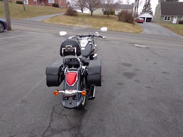 2011 Suzuki Boulevard C50T