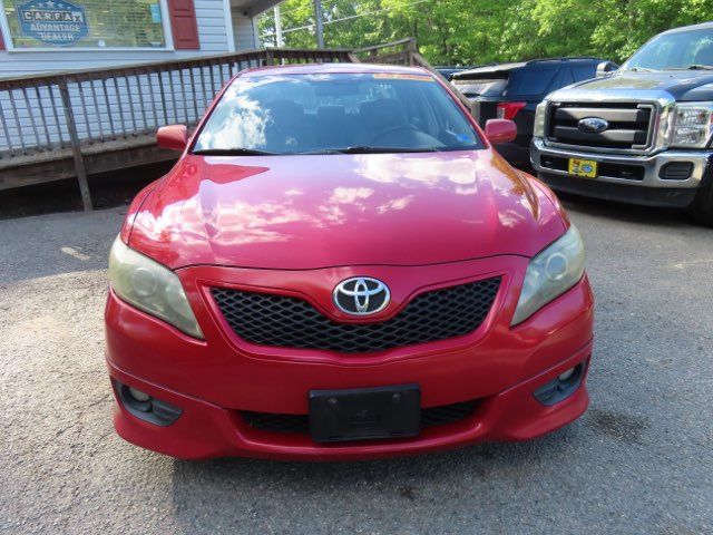 2011 Toyota Camry SE 6-Spd AT 