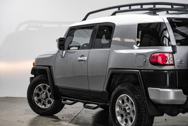 2011 Toyota FJ Cruiser Base