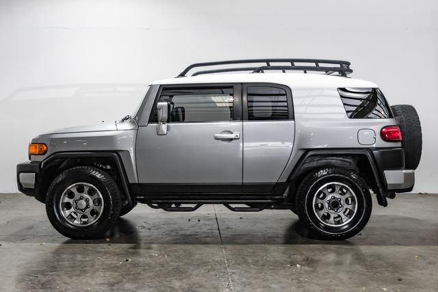 2011 Toyota FJ Cruiser Base