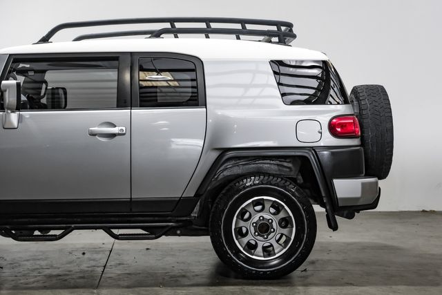 2011 Toyota FJ Cruiser Base