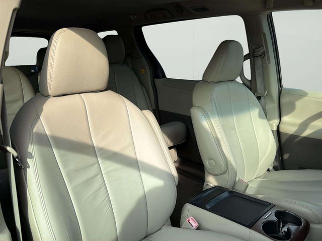 2011 Toyota Sienna XLE 8-Passenger | Alpharetta, GA | Star Motors 2011 Toyota Sienna XLE 8-Passenger | Alpharetta, GA | Star Motors