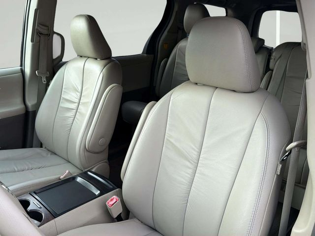 2011 Toyota Sienna XLE 8-Passenger | Alpharetta, GA | Star Motors