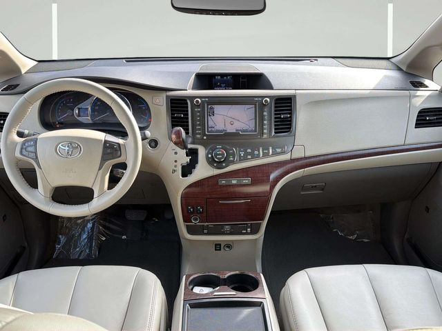 2011 Toyota Sienna XLE 8-Passenger | Alpharetta, GA | Star Motors