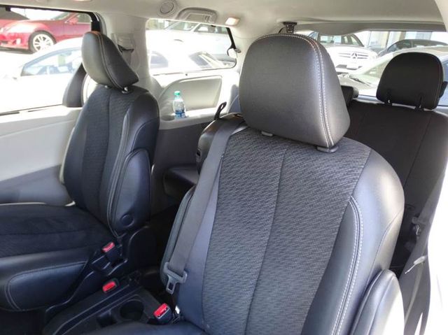 2011 Toyota Sienna SE