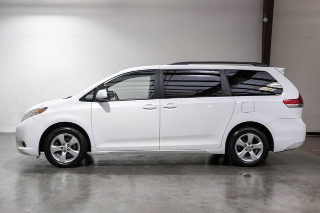 2011 Toyota Sienna LE 8-Passenger