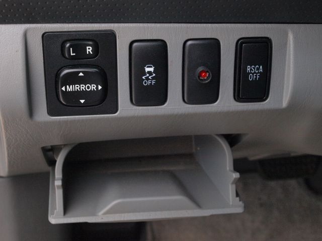 2011 Toyota Tacoma Pickup 4D 5 ft