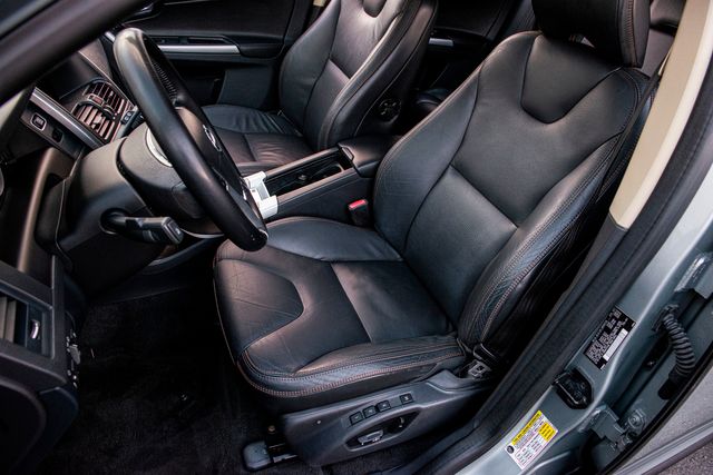 2011 Volvo XC60 3.2 | Van Nuys, CA | Stellar Auto INC. 2011 Volvo XC60 3.2 | Van Nuys, CA | Stellar Auto INC.