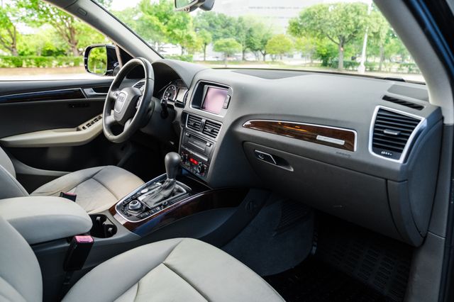 2012 Audi Q5 2.0T quattro Premium Plus | Addison, TX | Apex Auto Sports 2012 Audi Q5 2.0T quattro Premium Plus | Addison, TX | Apex Auto Sports