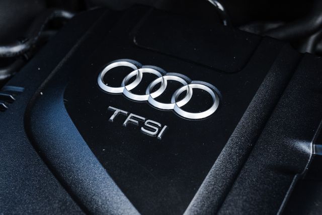 2012 Audi Q5 2.0T quattro Premium Plus | Addison, TX | Apex Auto Sports 2012 Audi Q5 2.0T quattro Premium Plus | Addison, TX | Apex Auto Sports