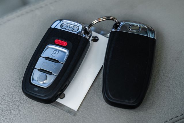 2012 Audi Q5 2.0T quattro Premium Plus | Addison, TX | Apex Auto Sports