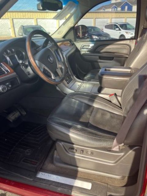 2012 Cadillac Escalade ESV Platinum Edition | Lubbock, TX | Chaparral Motors - Lubbock 2012 Cadillac Escalade ESV Platinum Edition | Lubbock, TX | Chaparral Motors - Lubbock