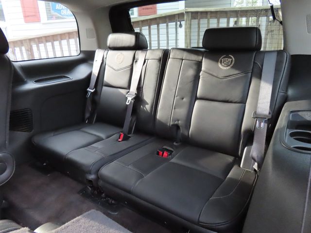 2012 Cadillac Escalade Platinum Edition