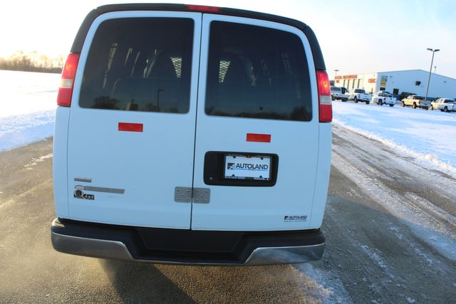 2012 Chevrolet Express Quigley 4x4 LT 2500 | Roscoe, IL | Autoland Outlets 2012 Chevrolet Express Quigley 4x4 LT 2500 | Roscoe, IL | Autoland Outlets