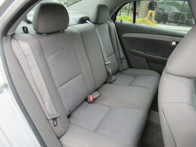 2012 Chevrolet Malibu LS w/1LS