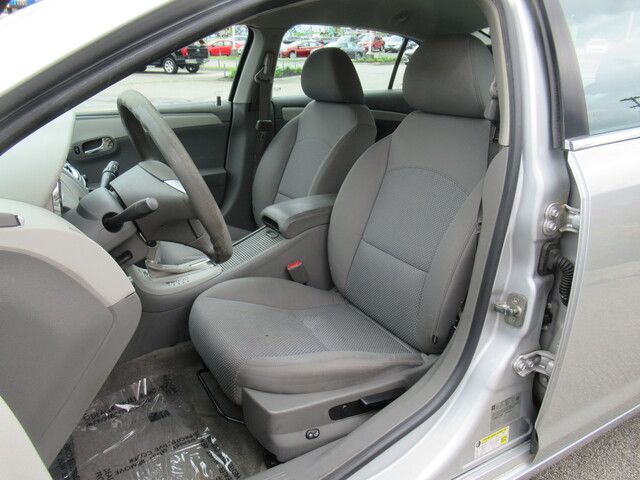 2012 Chevrolet Malibu LS w/1LS