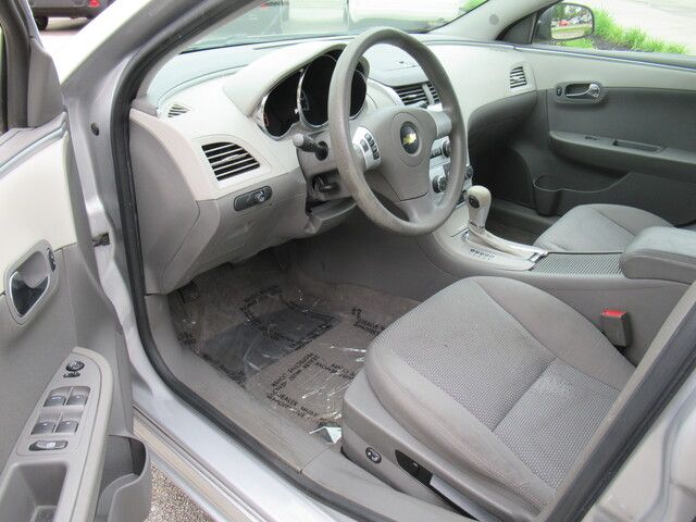 2012 Chevrolet Malibu LS w/1LS