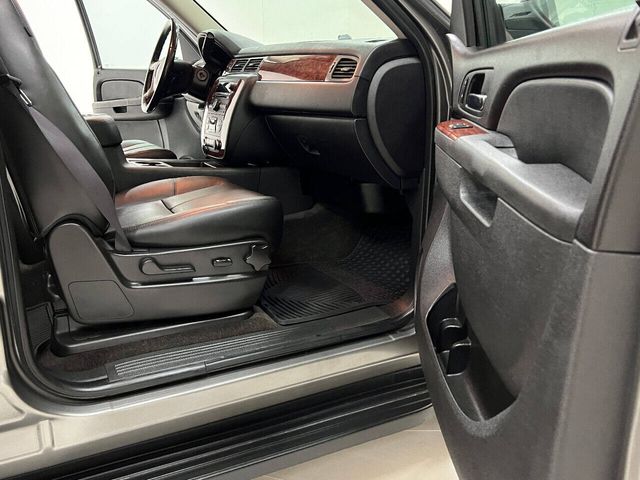 2012 Chevrolet Suburban LT | Houston, TX | Houston Auto Credit 2012 Chevrolet Suburban LT | Houston, TX | Houston Auto Credit