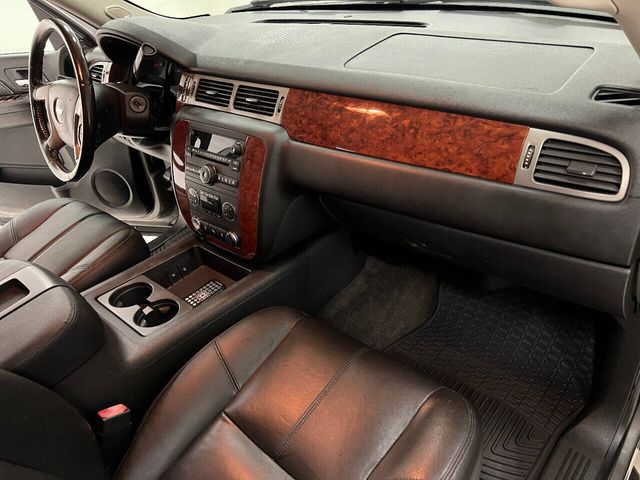 2012 Chevrolet Suburban LT | Houston, TX | Houston Auto Credit 2012 Chevrolet Suburban LT | Houston, TX | Houston Auto Credit