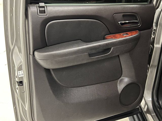 2012 Chevrolet Suburban LT | Houston, TX | Houston Auto Credit 2012 Chevrolet Suburban LT | Houston, TX | Houston Auto Credit