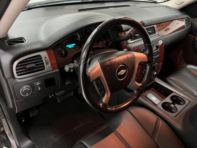 2012 Chevrolet Suburban LT | Houston, TX | Houston Auto Credit 2012 Chevrolet Suburban LT | Houston, TX | Houston Auto Credit